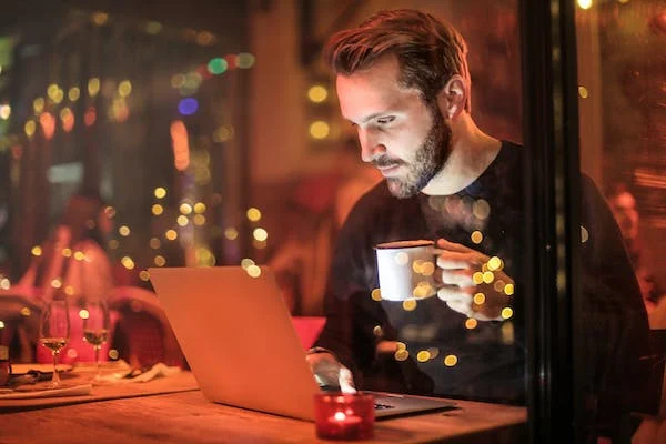 internet en ciber cafés en dublín, irlanda